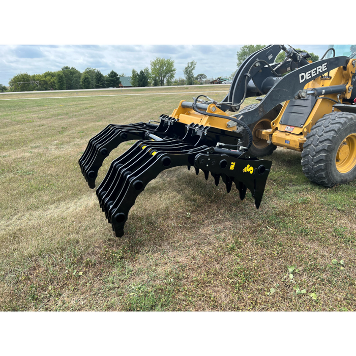 Stinger Attachments Wheel Loader CG-XD Clam Grapple