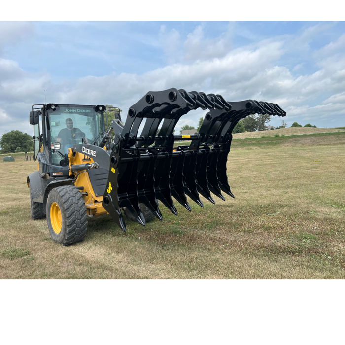 Stinger Attachments Wheel Loader CG-XD Clam Grapple