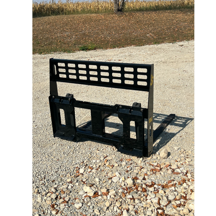 Stinger Attachments Compact Pallet Fork